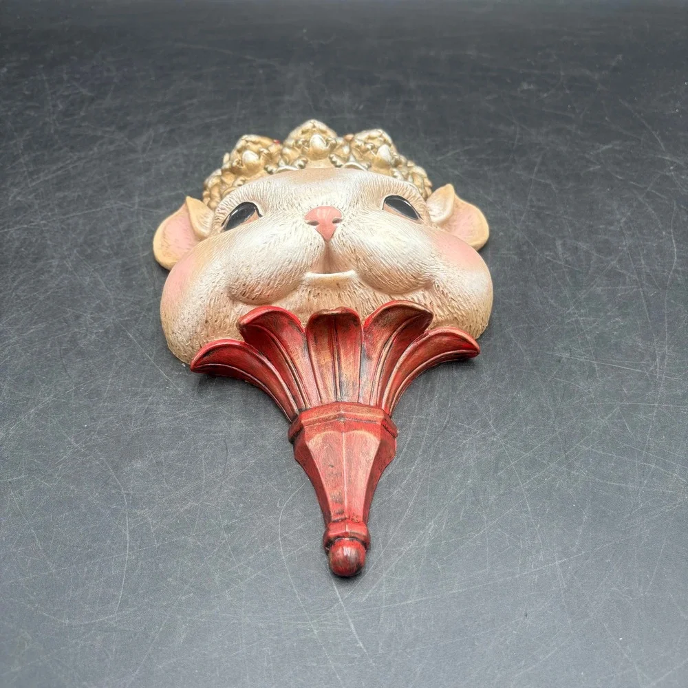 Vintage Whimsical Mouse Wall Plaque Crown of Mice Red Flower Base Decor